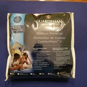 GUARDSMAN  COMFORTMARK II MATTRESS PROTE